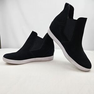 Sorel Slip-on wedge black womens size 12 Out N About boot